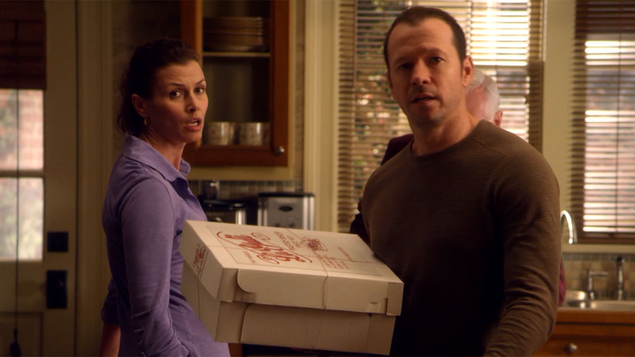 Blue Bloods - Blue Bloods – Like Ships in the Night